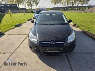 Vrakbiler auto Ford Focus Focus 3, Hatchback, 2010 / 2020 1.0 Ti-VCT EcoBoost 12V 100 2014/5