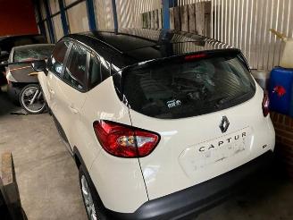 disassembly passenger cars Renault Captur Captur I (2R), SUV, 2013 1.2 TCE 16V EDC 2015/6