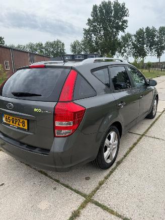 Kia Cee d Sporty Wagon picture 8