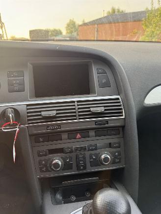 Audi A6 3.2 FSI Quattro picture 9
