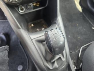 Peugeot 208 1.2vti picture 10