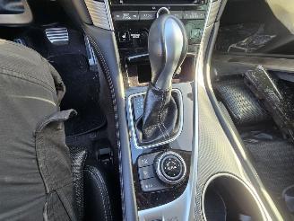 Infiniti Q50  picture 15