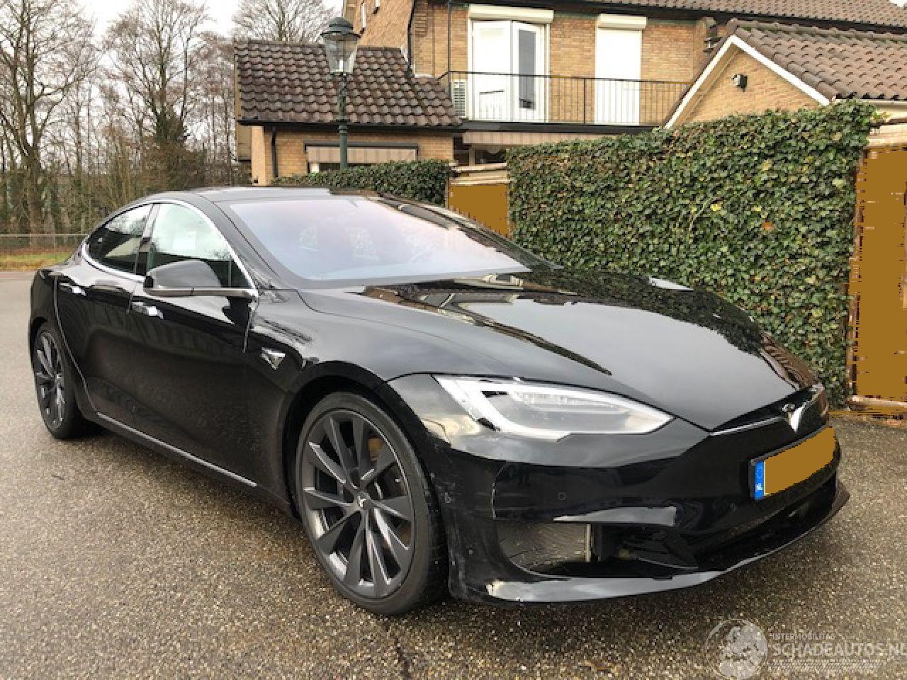 Tesla Model S S LEER -PANORAMA-NAP 595 PK