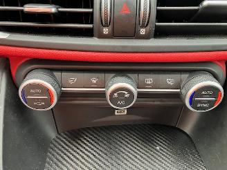 Alfa Romeo Giulia 2.9 V6 NRING 650 PK -CARBON -AKROPOVIC-TUNING - keramische remmen picture 24