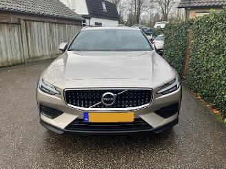 Volvo V-60 CROSS AWD 2.0B5 260 PK AUTOMAAT picture 3