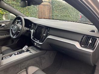 Volvo V-60 CROSS AWD 2.0B5 260 PK AUTOMAAT picture 21