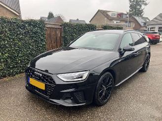 Auto incidentate Audi A4 35 TFSI S edition Competition HYBRIDE  150 pk AUTOMAAT 2023/12