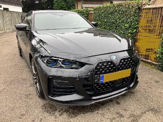BMW 4-serie GERSERVEERD M-440I X-DRIVE PANO-SPLINTERNIEUW NAP !!! picture 2