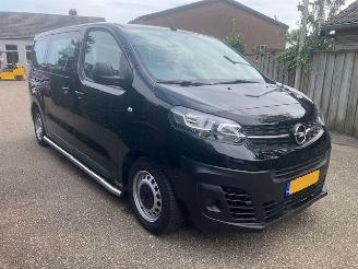 Opel Vivaro E L2H1 75 KWH PANORAMA AUTOMAAT 9 PERSOONS picture 3