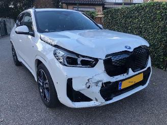 BMW iX1 E-DRIVE M-SPORT 67 KWH 296 PK PANO 350 CAMERA VOLL picture 3