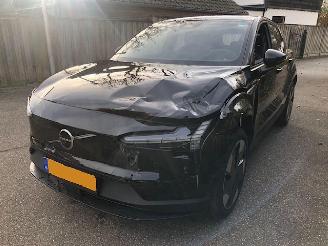 Volvo EX30 Extended Range Ultra 69 kWh 272 PK AUTOMAAT picture 6