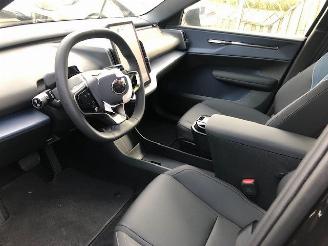 Volvo EX30 Extended Range Ultra 69 kWh 272 PK AUTOMAAT picture 16