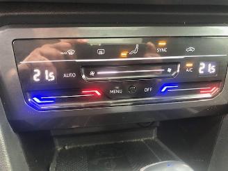 Volkswagen Tiguan 1.5 TSI R-Line Business+PANO 150 PK DSG picture 17