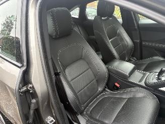 Jaguar E-Pace R-SPORT P250 PK AWD PANORAMA VOLL picture 24