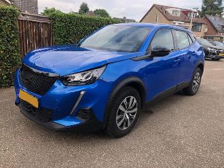 Peugeot 2008 1.2 PureTech Active Pack 102 PK picture 3