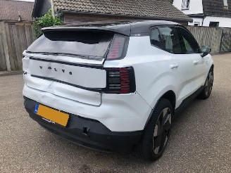 Volvo EX30 70 KWH EXE SPORT 200KW  2025 picture 4