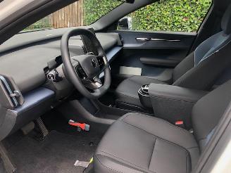 Volvo EX30 70 KWH EXE SPORT 200KW  2025 picture 9