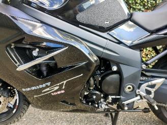 Triumph Sprint ST 1050 picture 12