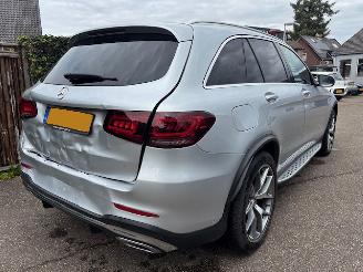 Mercedes GLC AMG 300 4-MATIC PANORAMA LEER VOLL picture 5