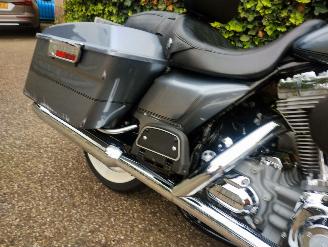 Harley-Davidson  FLHT Electra Glide picture 7