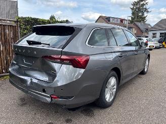 Skoda Octavia 1.0 HYBRIDE AUTOMAAT 10800 KM !!!! picture 3