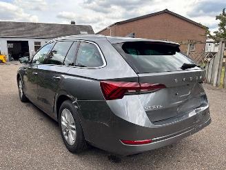 Skoda Octavia 1.0 HYBRIDE AUTOMAAT 10800 KM !!!! picture 4