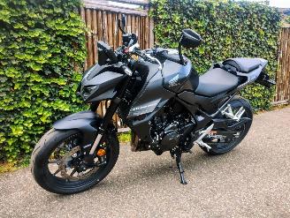 dañado motos Honda CB 750 HORNET ARROW Matte Black Metallic 2025/1