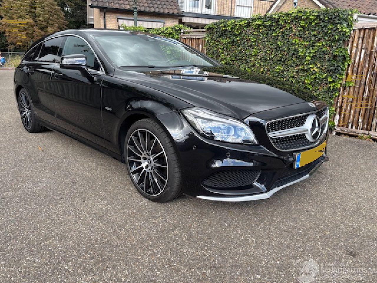 Mercedes CLS AMG 250 4- MATIC PANORAMA NAP 4X4 VOLL