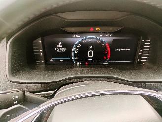 Skoda Karoq 1.5 TSI ACT Business Edition Plus picture 9