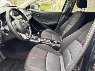 Mazda 2 1.5 3 SKY-ACTIVE 105 PK PORTUGEES picture 9