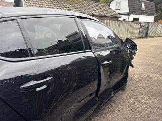 Volvo C-40 69 KWH Extended Range Plus picture 9