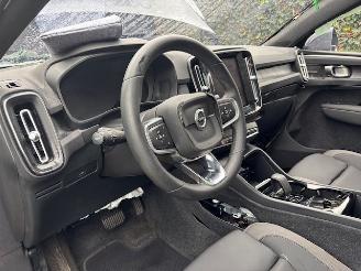 Volvo C-40 69 KWH Extended Range Plus picture 11