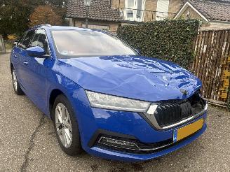 Unfallwagen Skoda Octavia 1.0-E HYBRIDE AUTOMAAT 2024 2024/4