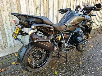 BMW R 1250 GS TRIPLE BLACK DYNAMIC PRO picture 19