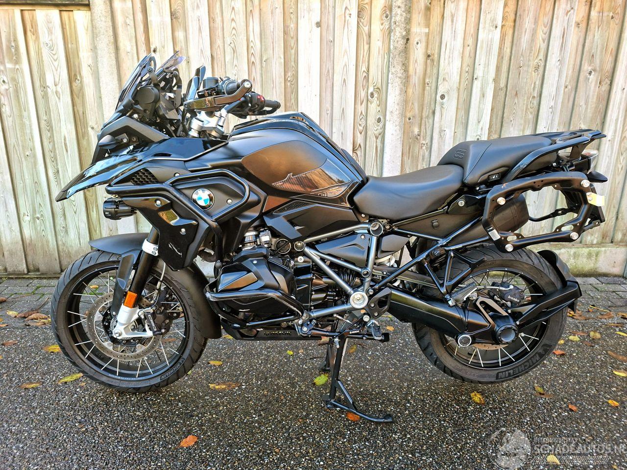 BMW R 1250 GS TRIPLE BLACK DYNAMIC PRO
