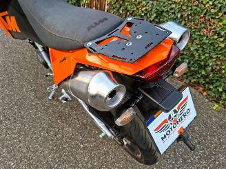 KTM  950 SUPERMOTO picture 15