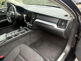 Volvo V-60 2.0 V60 Momentum Advantage AUTOMAAT 174PK picture 14