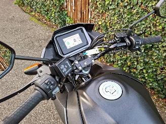 Honda CB 125 F A1 RIJBEWIJS picture 6