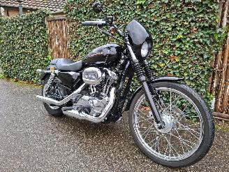 Vaurioauto  motor cycles Harley-Davidson XL 1200 SPORTSTER CUSTOM 5HD 2004/1