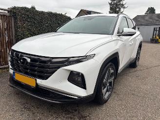 Hyundai Tucson 1.6 T-GDI PHEV PLIG-INN HYBRIDE 4WDRIVE picture 3