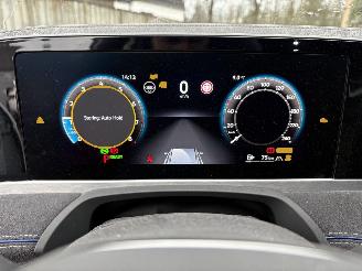 Volkswagen Passat 1.5 eTSI R-Line Edi PANORMA VOLL picture 20