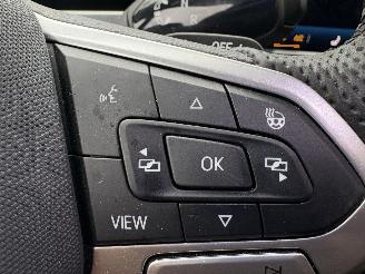 Volkswagen Passat 1.5 eTSI R-Line Edi PANORMA VOLL picture 24