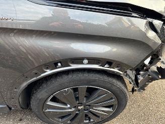 Peugeot 3008 1.6 HYbrid 4 300GT 244 PK 4X4 picture 11