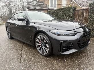 BMW M4 M440i xDrive M-SPORT Edition Plus 374PK AUTOMAAT NIEUW PRIJS€ 121.318,-. picture 2