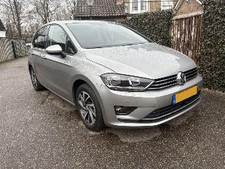 krockskadad bil auto Volkswagen Golf Sportsvan 1.4 TSI HIGHLINE AUTOMAAT 125PK 2017/11