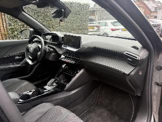 Peugeot 2008 1.2 PURETECH GT AUTOMAAT 131PK picture 13