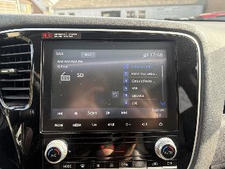 Mitsubishi Outlander 2.4 PHEV Intense+ HYBRIDE HALFLEER PANO AIRO KIT AUTOMAAT 210PK picture 20