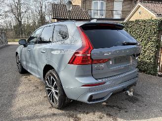 Volvo Xc-60 2.0 T6 PLUG-IN AWD 388 PK ULTIMATE PANORAMA LEER VOLL picture 2