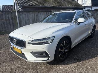 Volvo V-60 GEEN SCHADE 2.0 D MOMENTUM-LEER-PANO-AUTOMAAT-150PK-BOM VOL picture 5