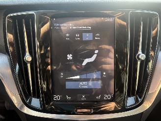 Volvo V-60 GEEN SCHADE 2.0 D MOMENTUM-LEER-PANO-AUTOMAAT-150PK-BOM VOL picture 23